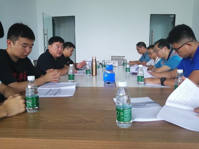 金志扬副院长到访三亚新能源汽车小镇及三亚新能源推广服务中心